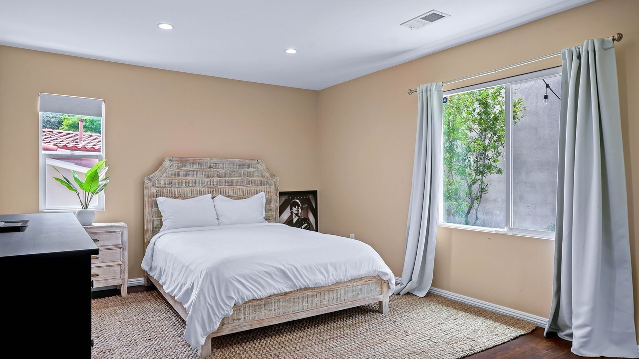 Photo of Bedroom in Los Angeles