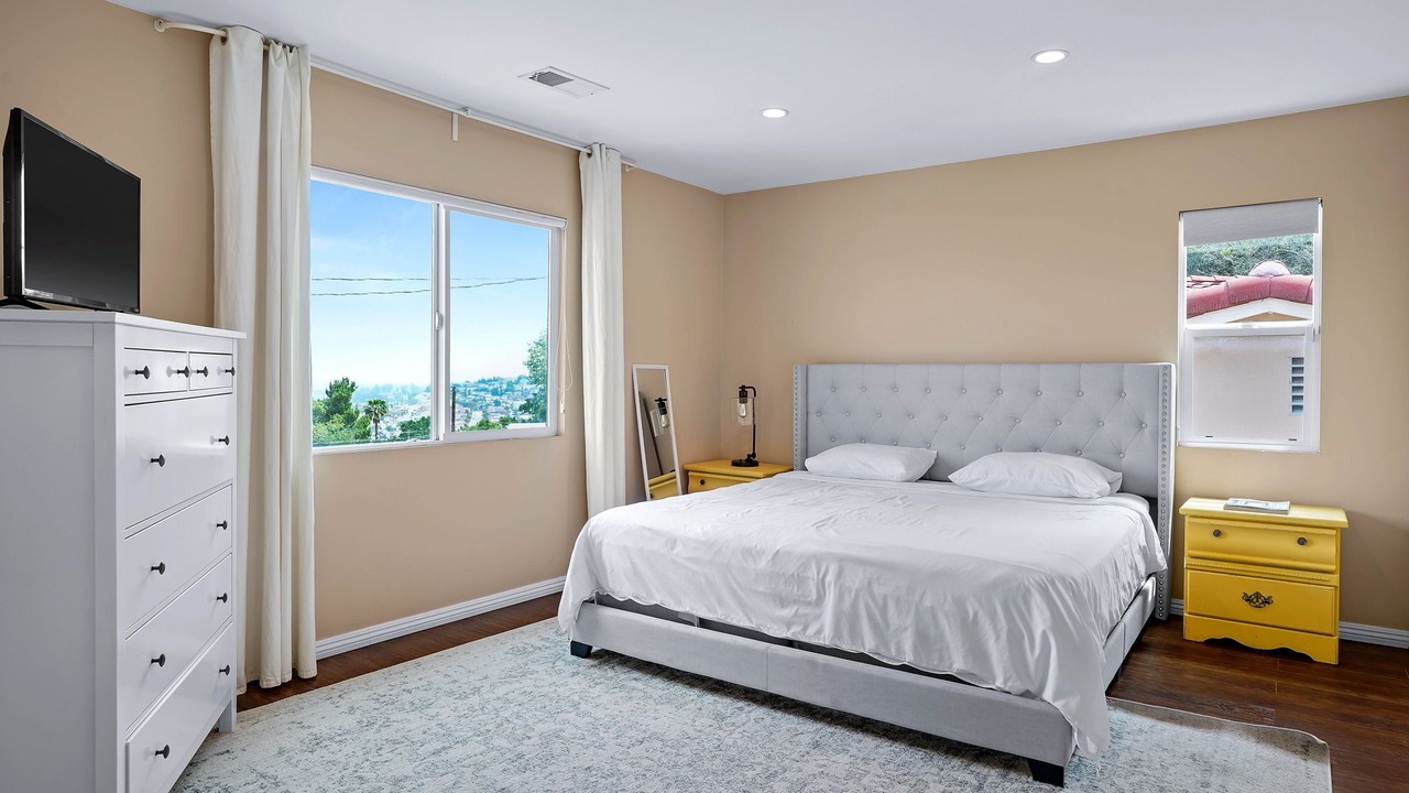 Photo of Bedroom in Los Angeles