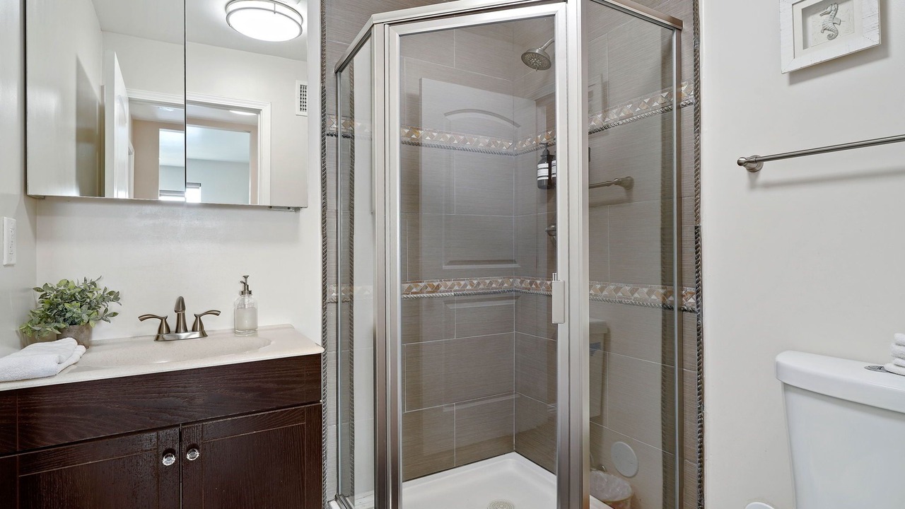 Photo of Bathroom in Los Angeles