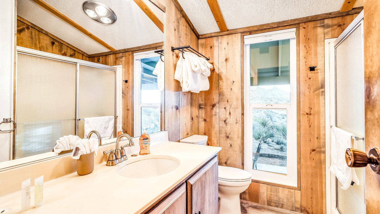 Photo of Bathroom in Joshua Tree Highlands
