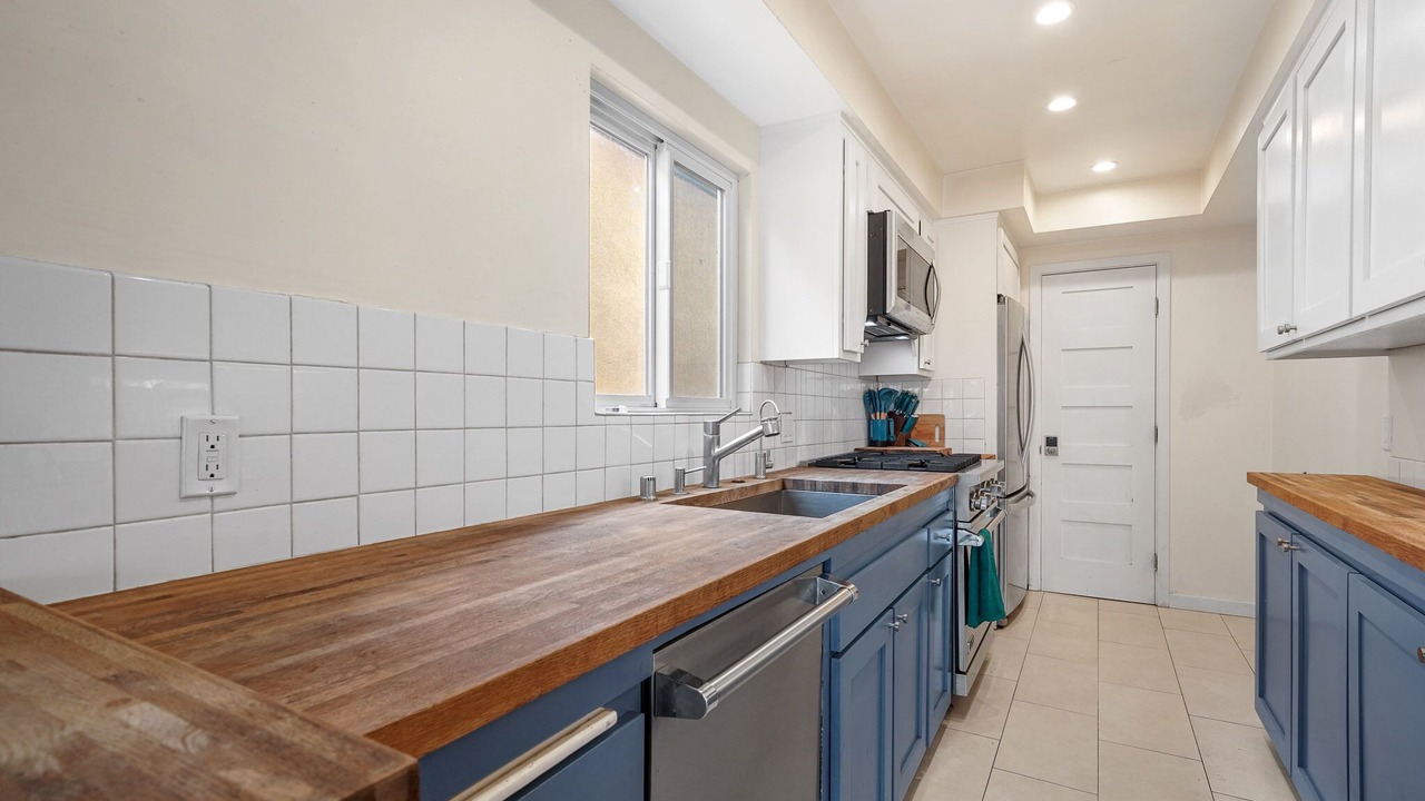 Photo of Kitchen in Marina Peninsula