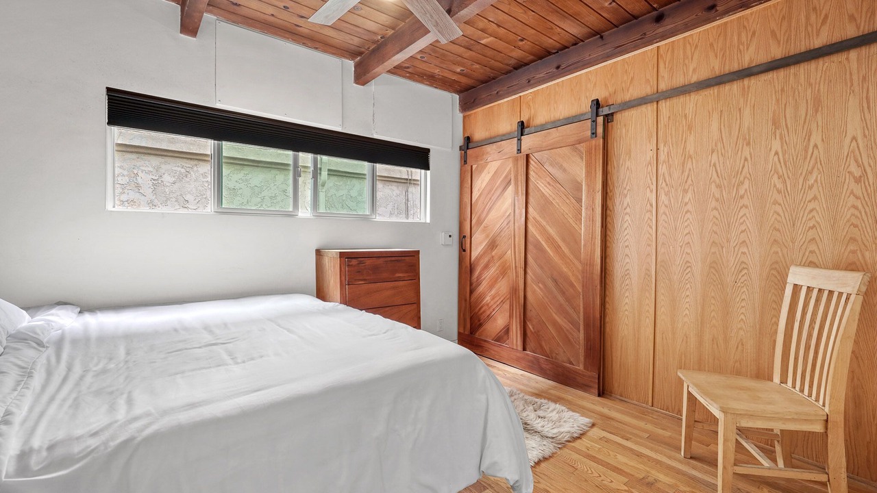 Photo of Bedroom in Marina Peninsula