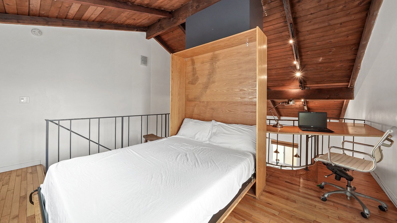 Photo of Bedroom in Marina Peninsula