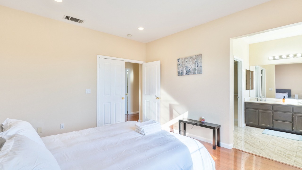 Photo of Bedroom in Union City