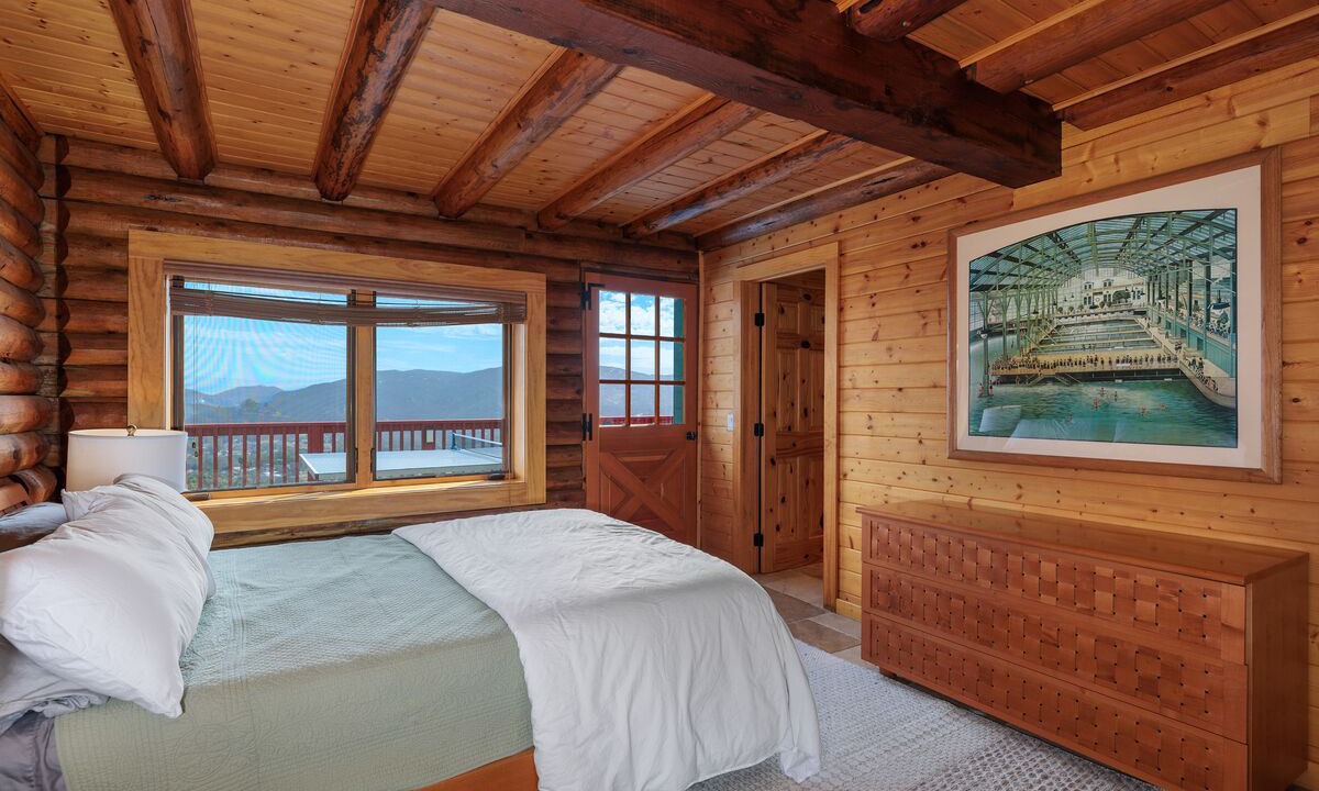 Photo of Bedroom in Escondido