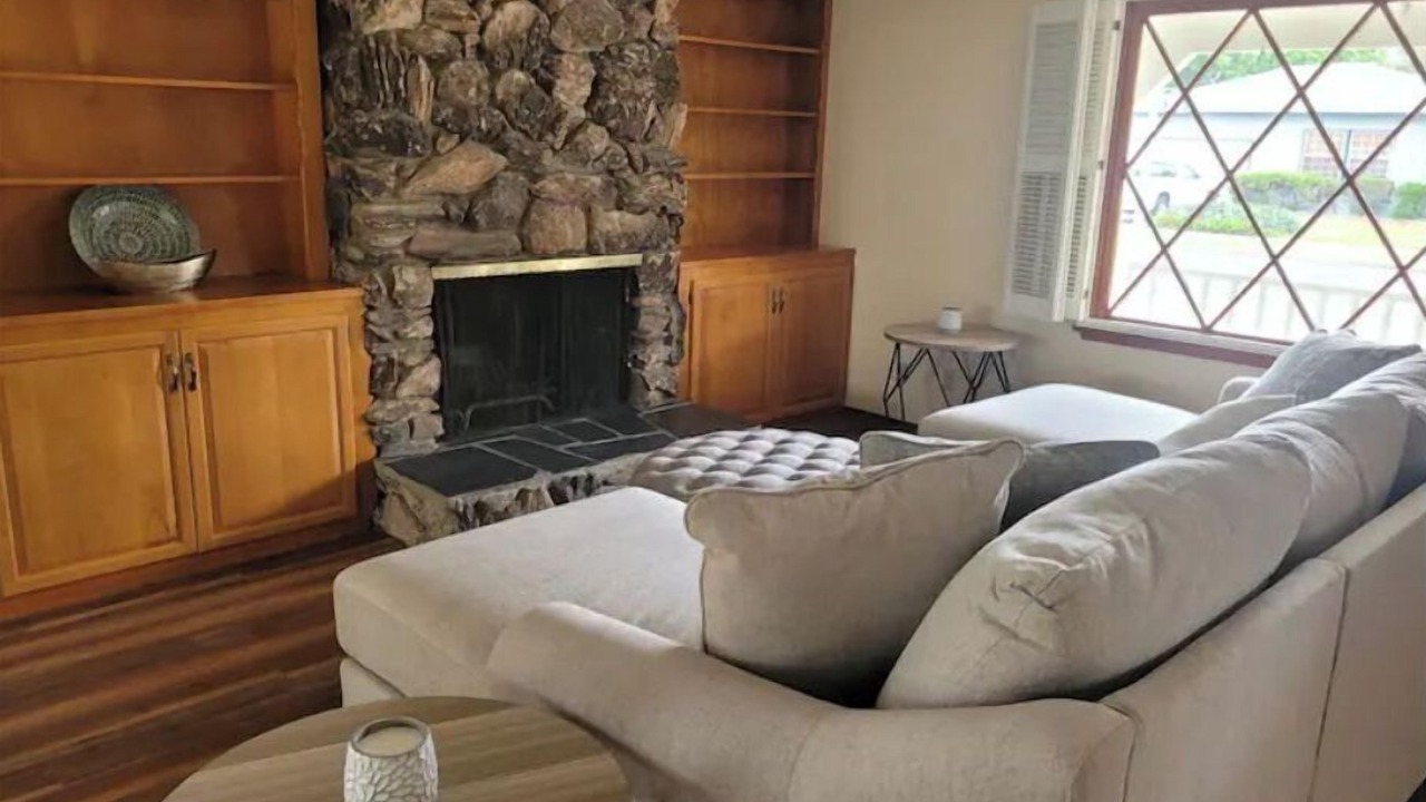 Photo of Livingroom in Wrigley