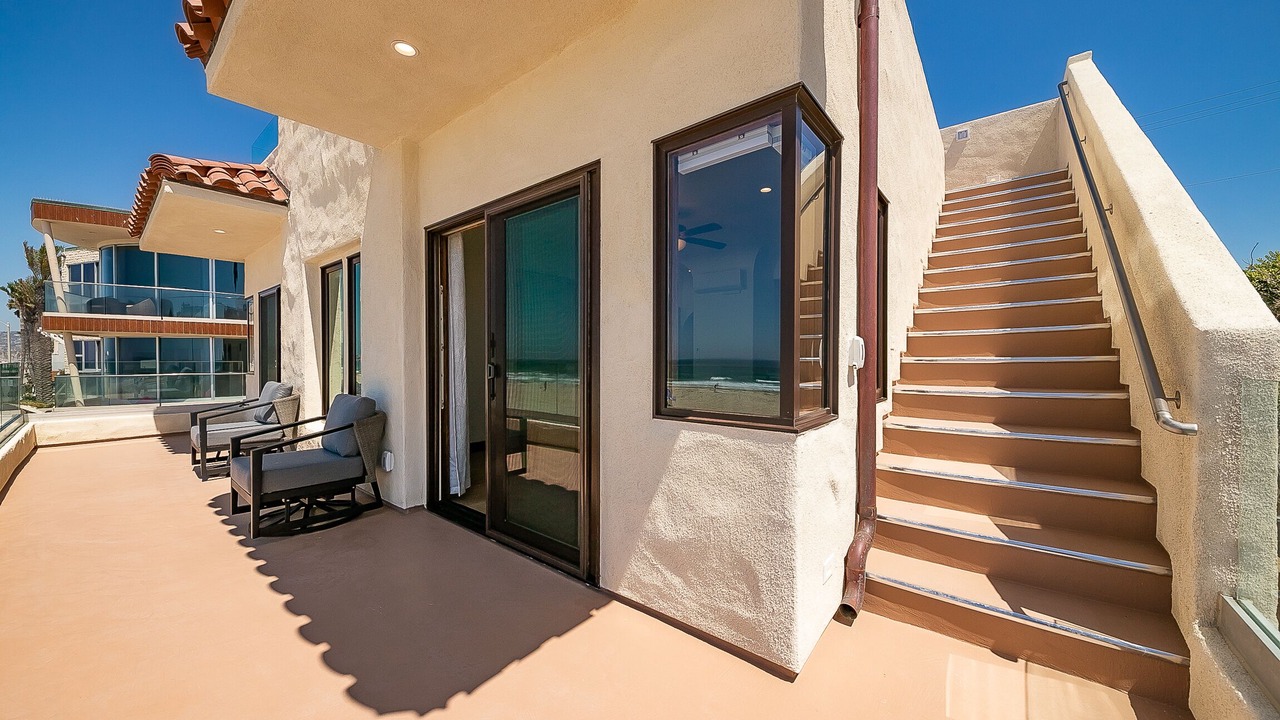 Photo of Patio Balcony in Mission Beach