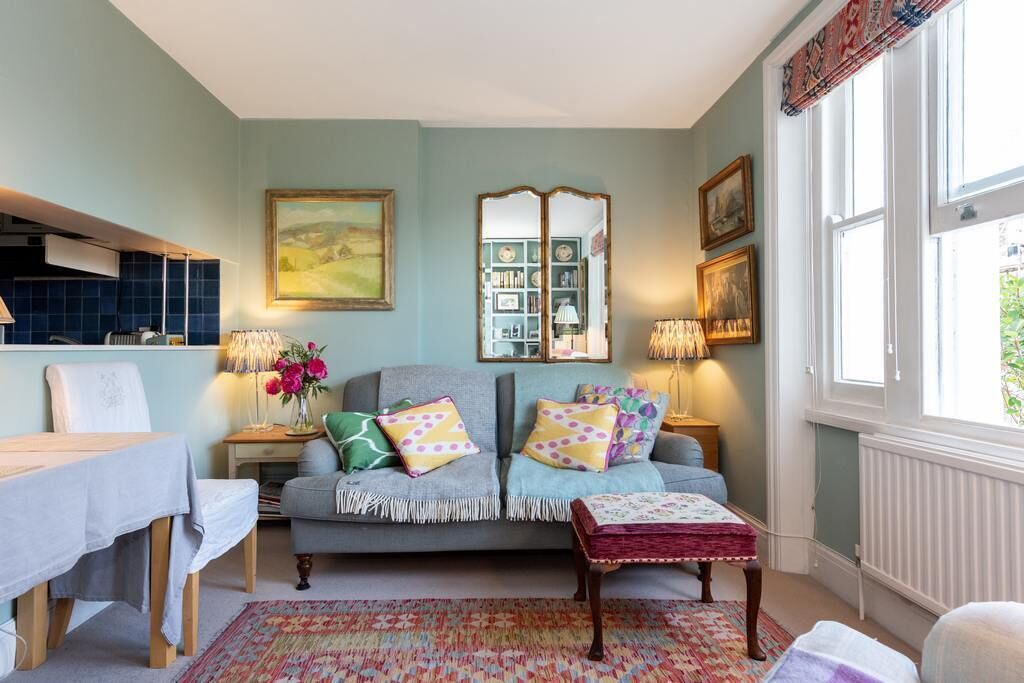 Photo of Livingroom in Campden