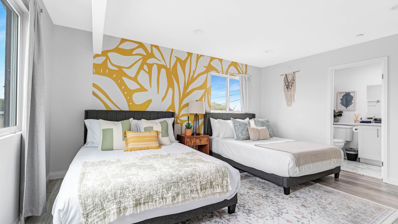 Photo of Bedroom in Midway City