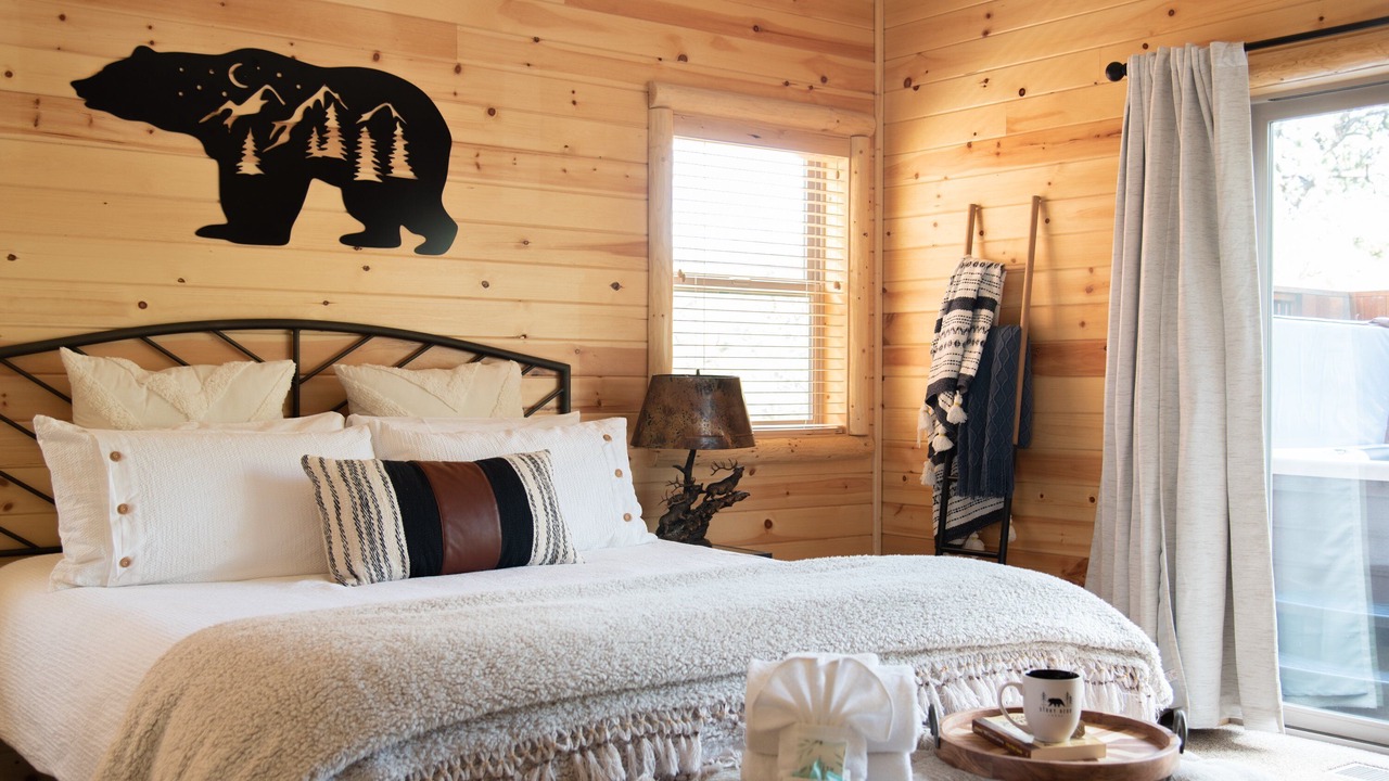 Photo of Bedroom in Eagle Mountain Estates