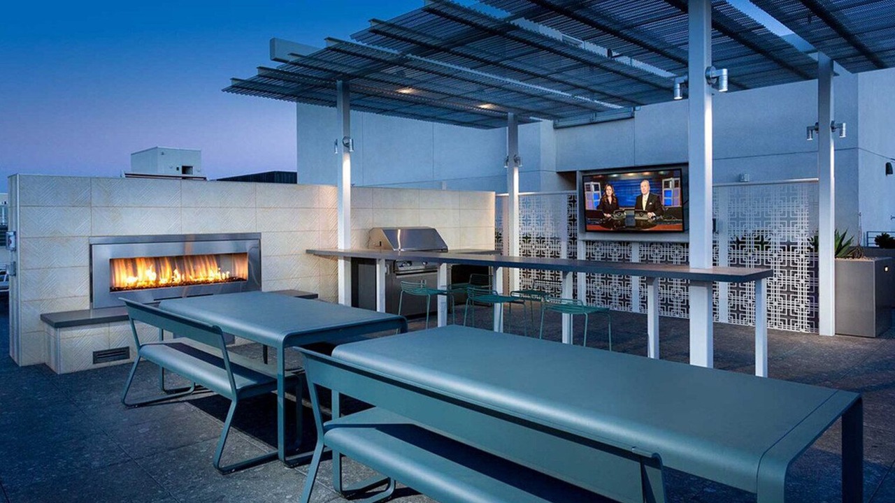 Photo of Outdoor in Hollywood