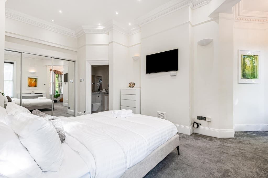 Photo of Bedroom in Frognal and Fitzjohns