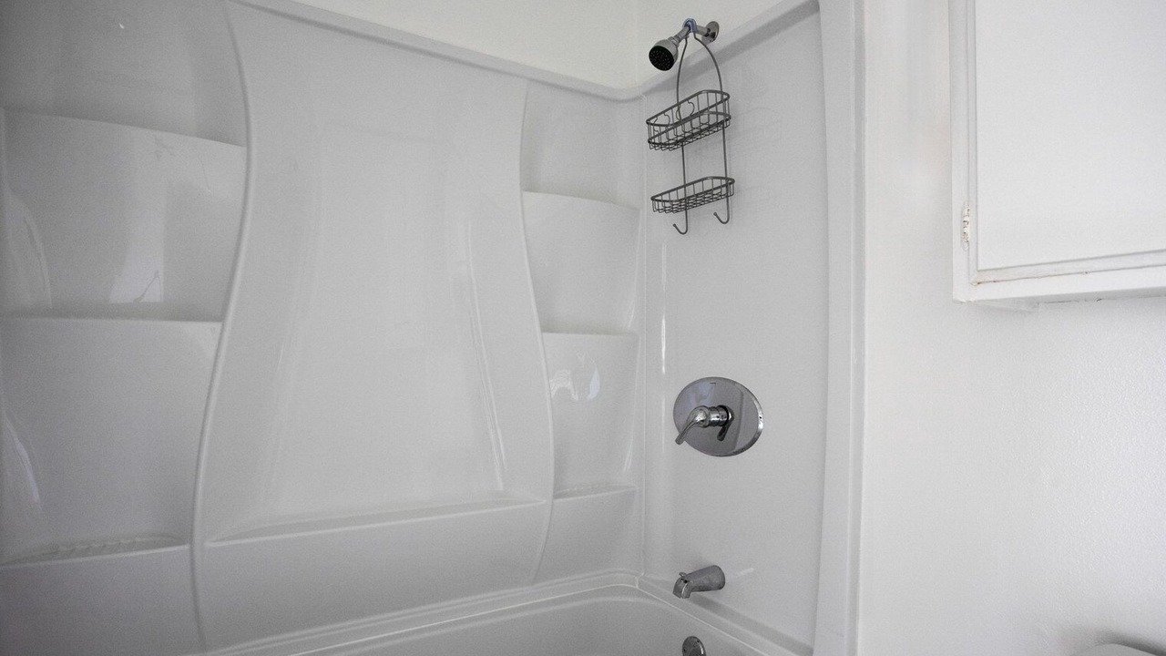 Photo of Bathroom in Woodland Hills