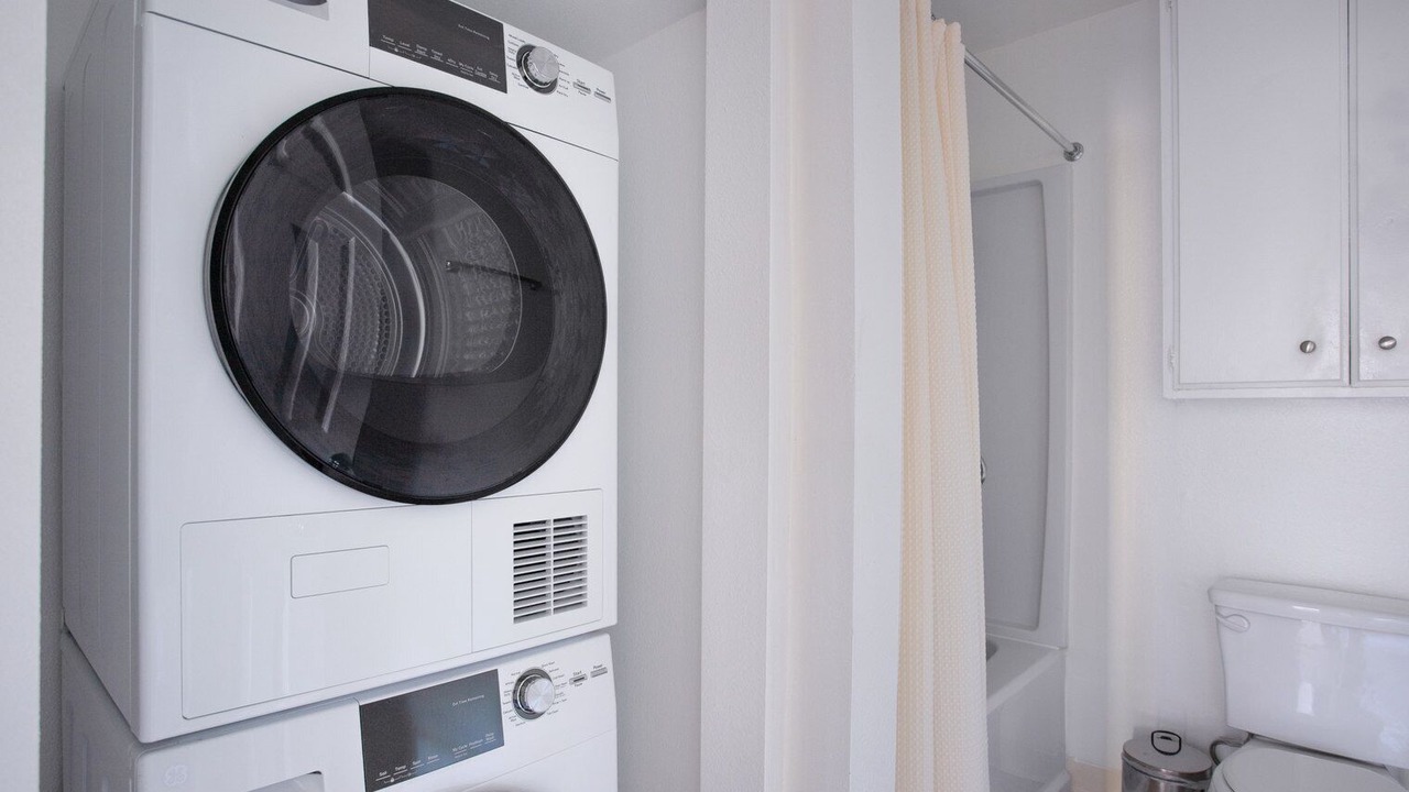 Photo of Bathroom in Woodland Hills