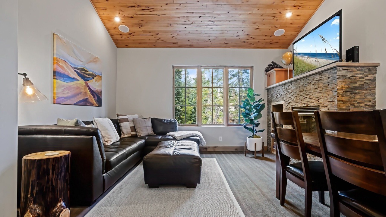 Photo of Bedroom in Bear Valley
