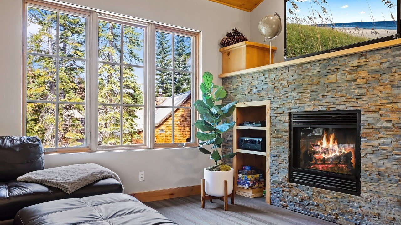 Photo of Livingroom in Bear Valley