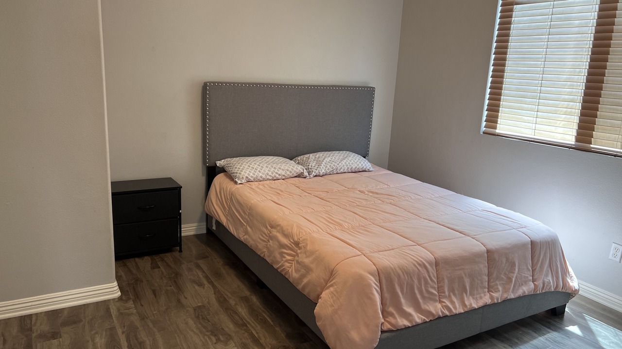 Photo of Bedroom in Corona