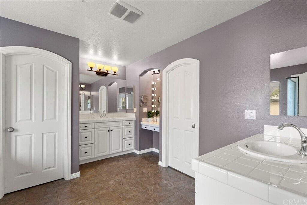 Photo of Bathroom in Corona