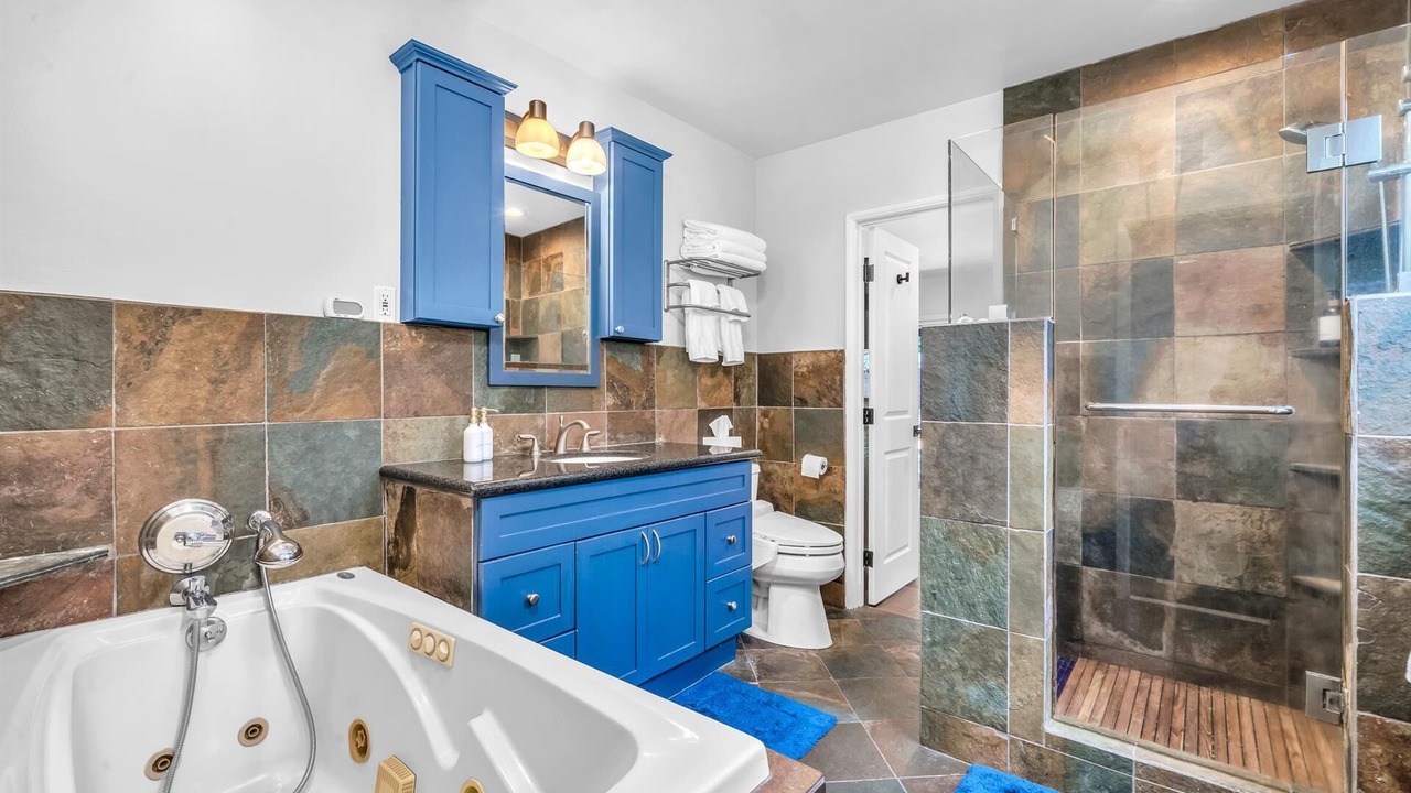 Photo of Bathroom in Beverly Grove