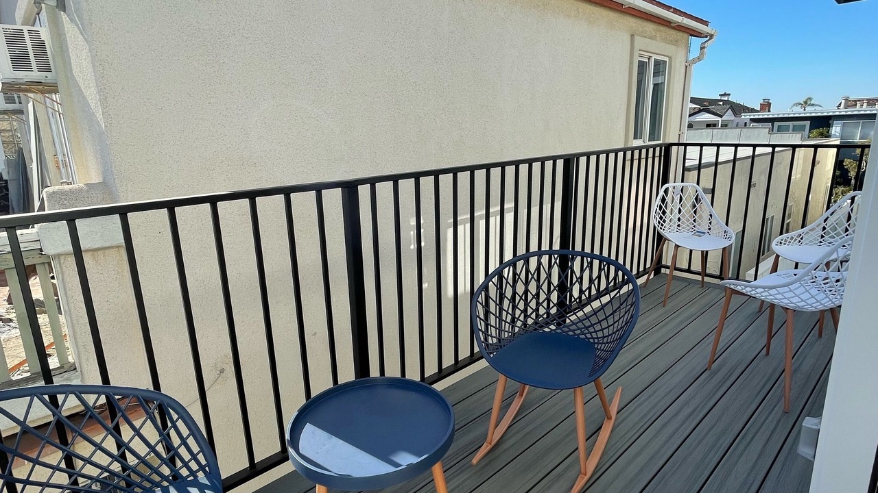 Photo of Patio Balcony in The Strand