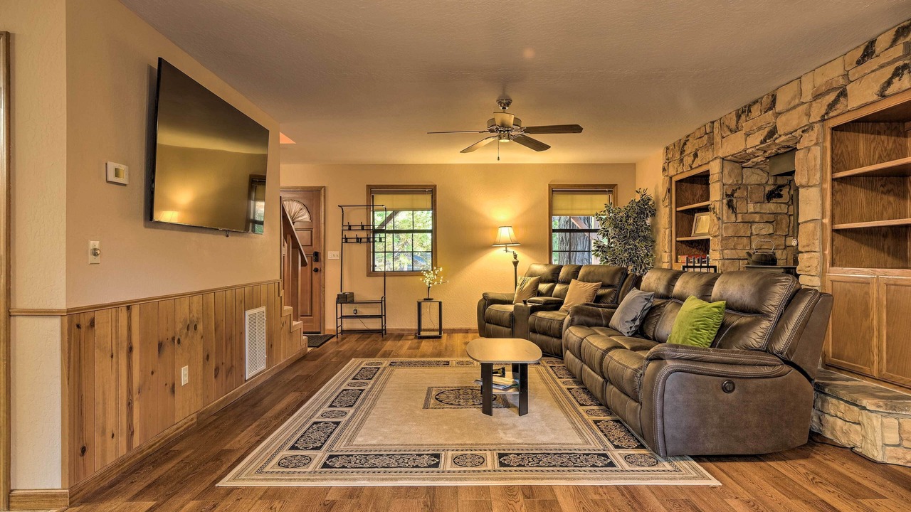 Photo of Bedroom in Altaville