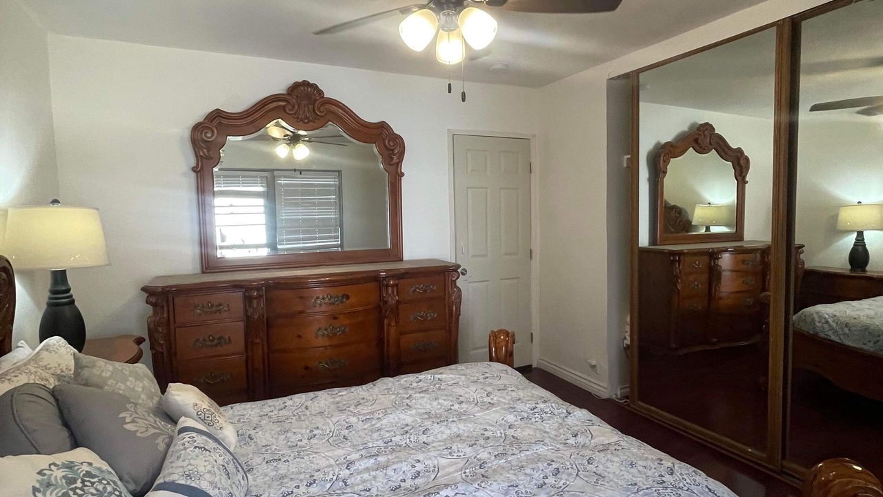Photo of Bedroom in Anaheim Colony Historic District