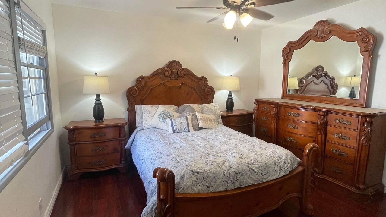 Photo of Bedroom in Anaheim Colony Historic District