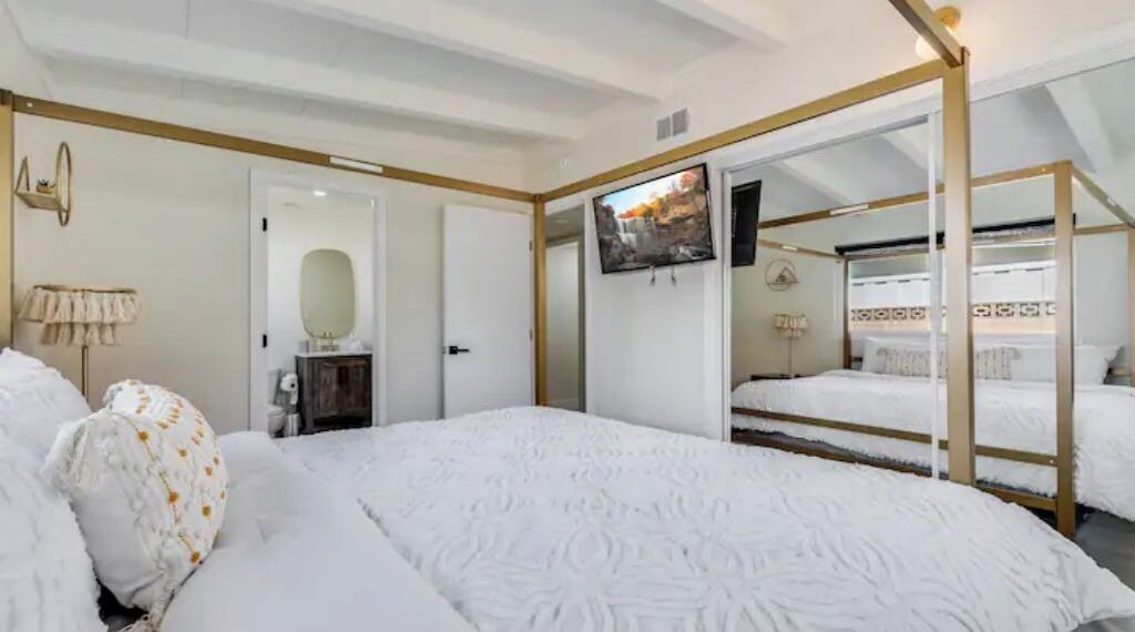 Photo of Bedroom in North Tustin