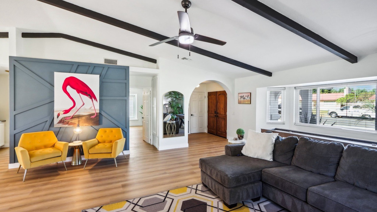Photo of Livingroom in Bermuda Dunes