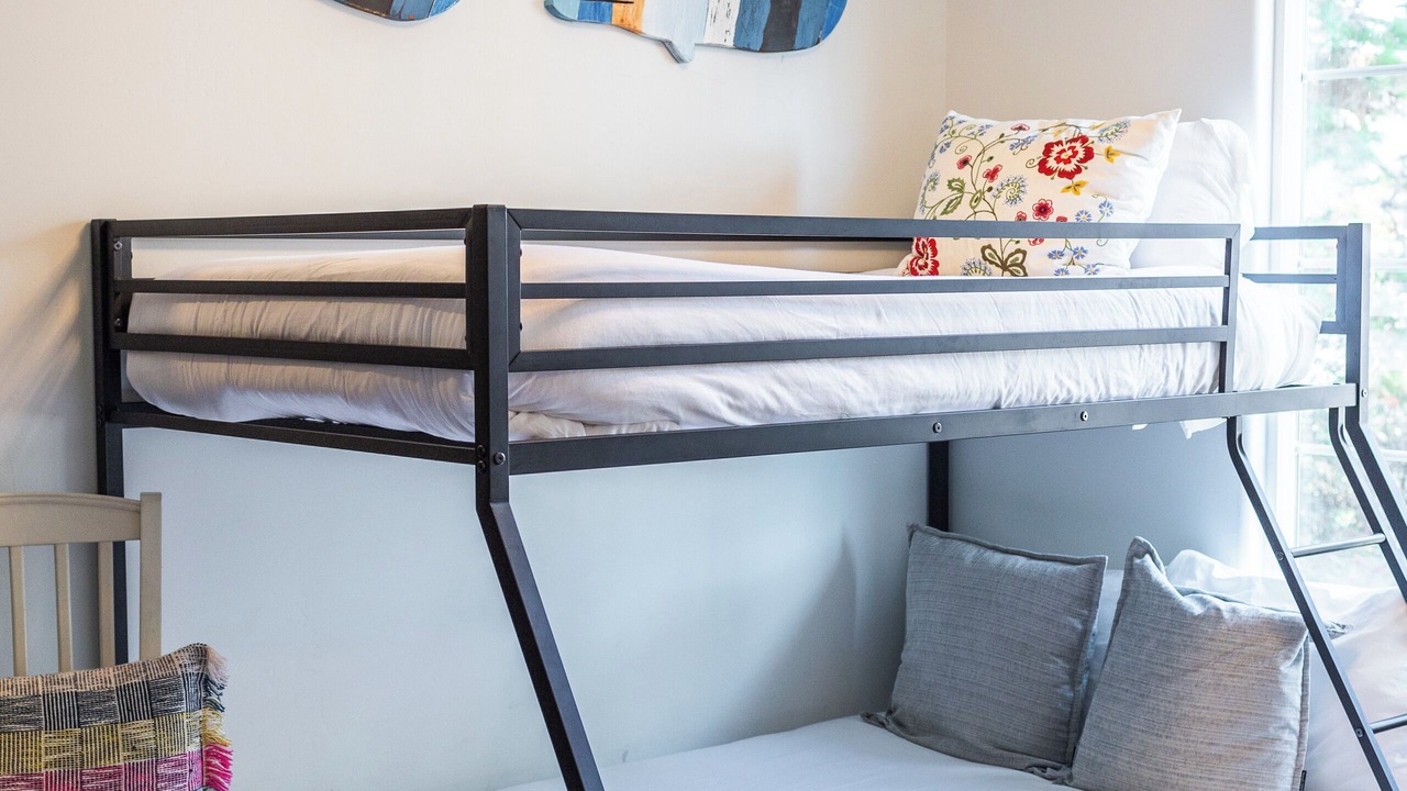 Photo of Bedroom in Cardiff-by-the-Sea