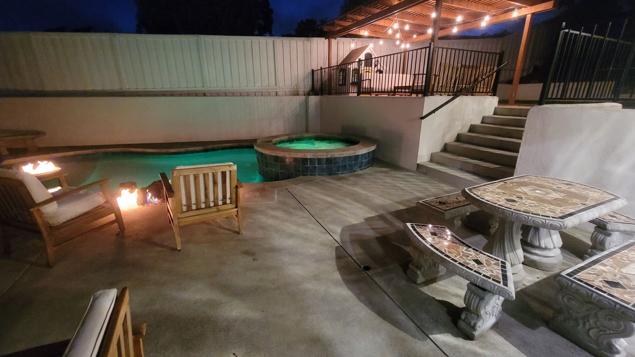 Photo of Patio Balcony in Lantern District