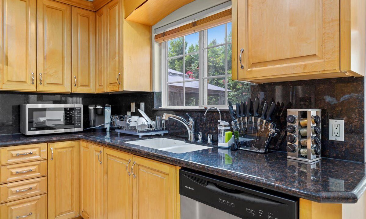Photo of Kitchen in Sherman Oaks