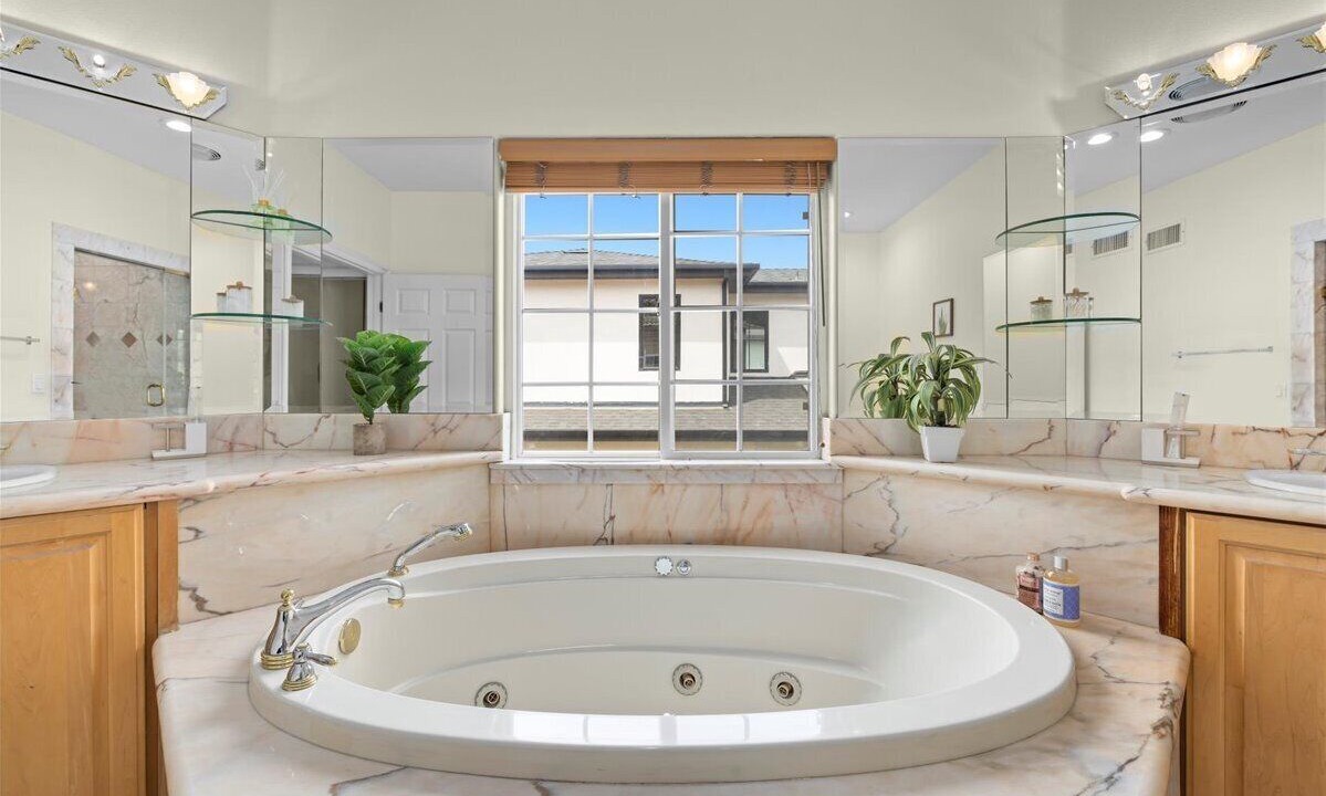 Photo of Bathroom in Sherman Oaks