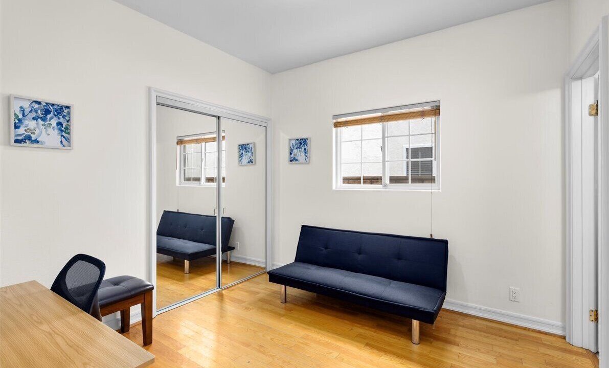 Photo of Livingroom in Sherman Oaks