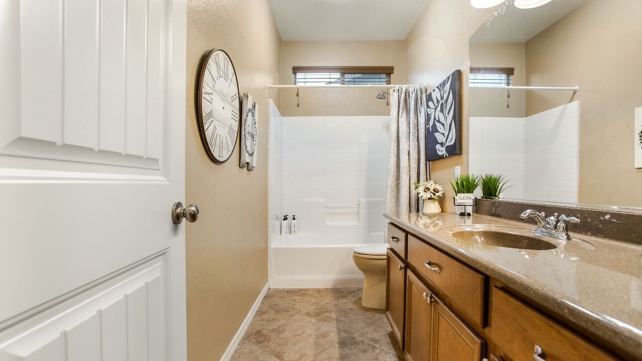 Photo of Bathroom in Lake Elsinore