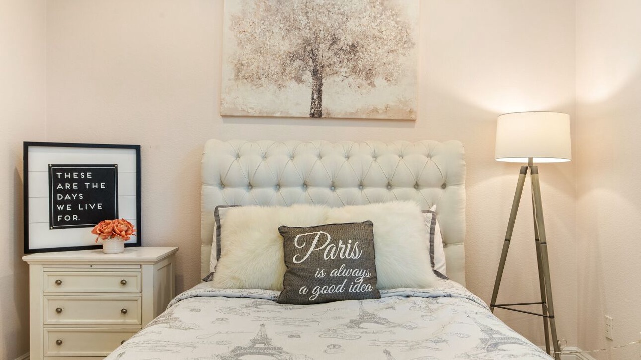 Photo of Bedroom in Lake Elsinore