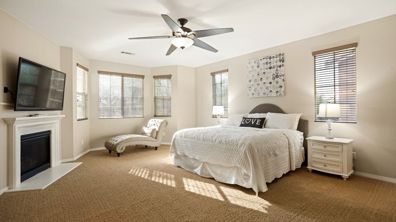 Photo of Bedroom in Lake Elsinore
