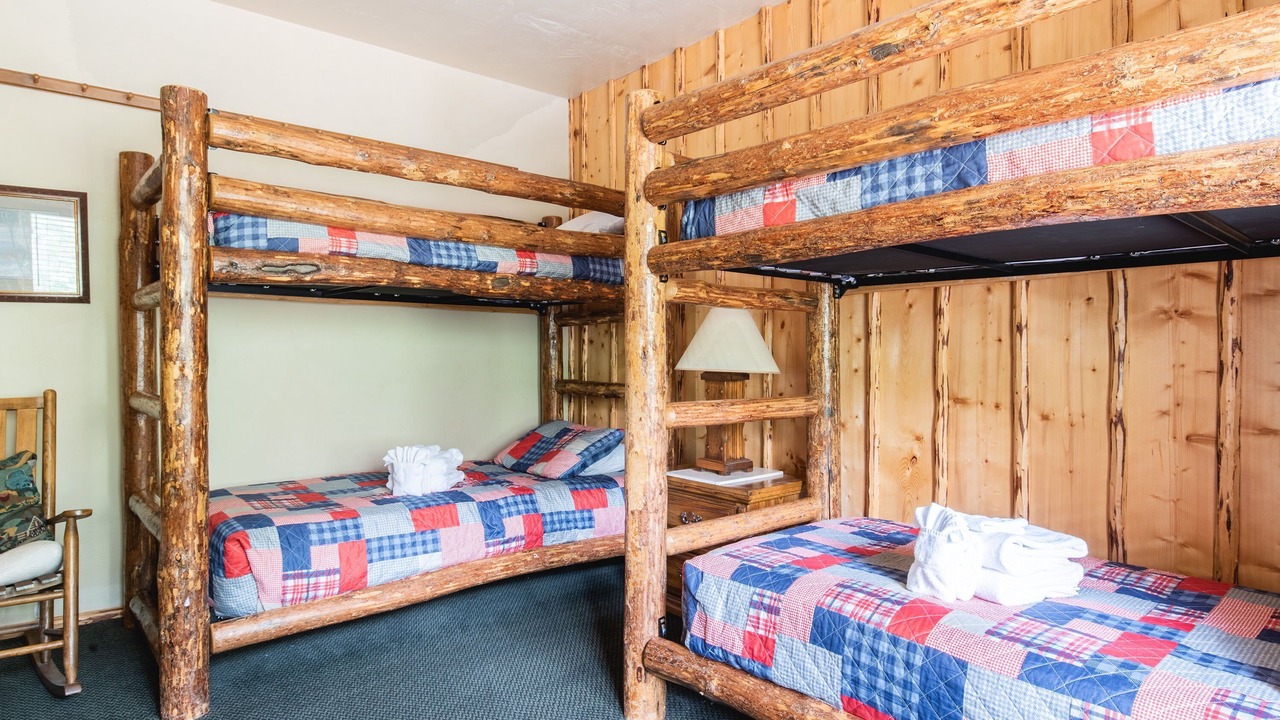 Photo of Bedroom in Castle Glen Estates