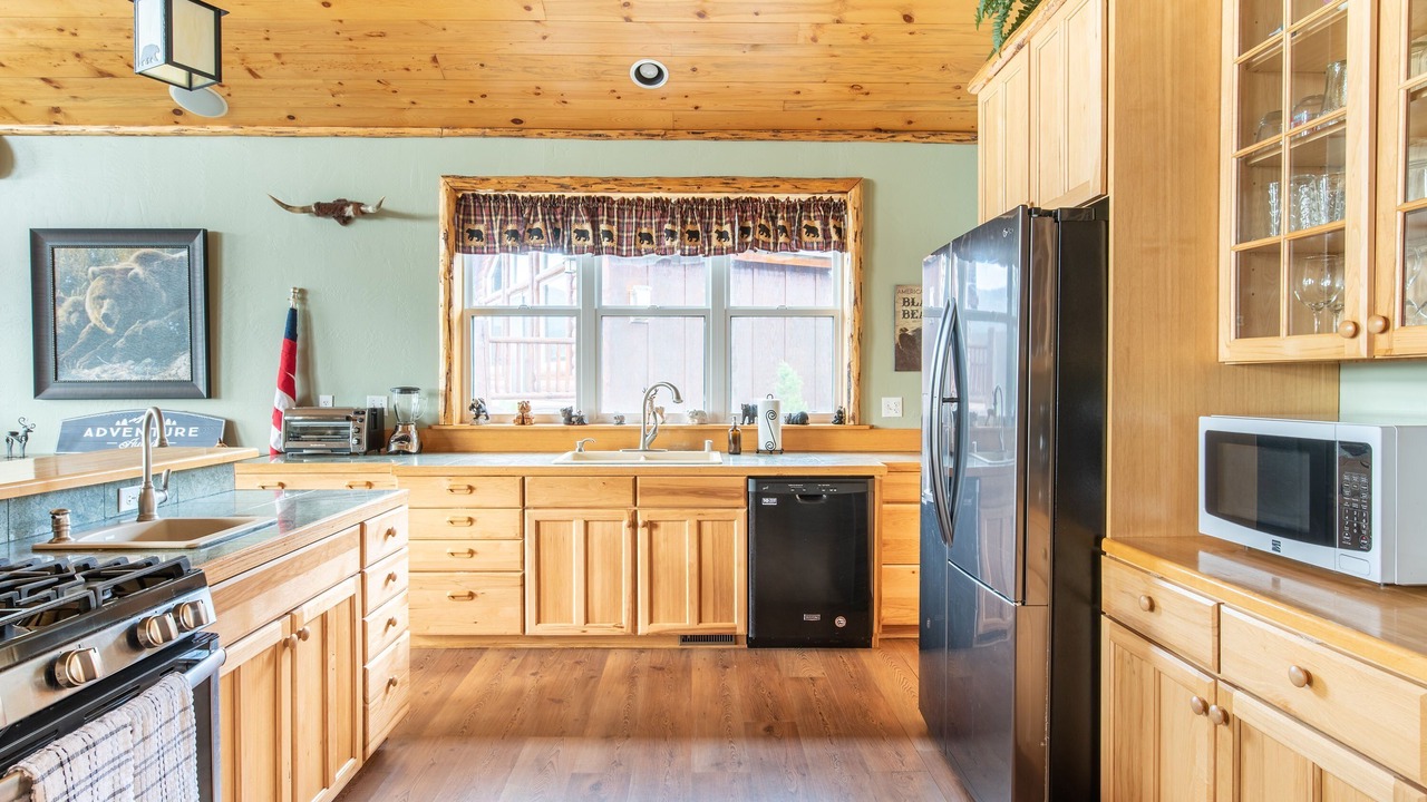 Photo of Kitchen in Castle Glen Estates