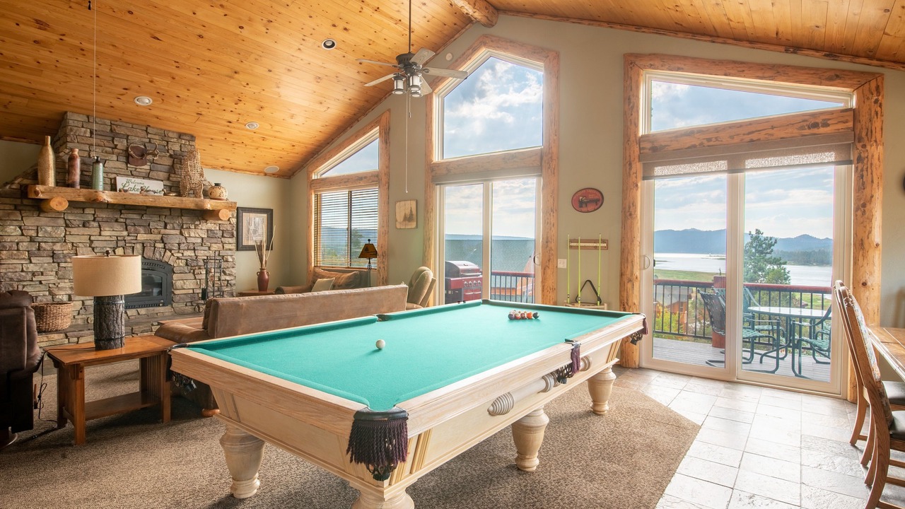 Photo of Bedroom in Castle Glen Estates