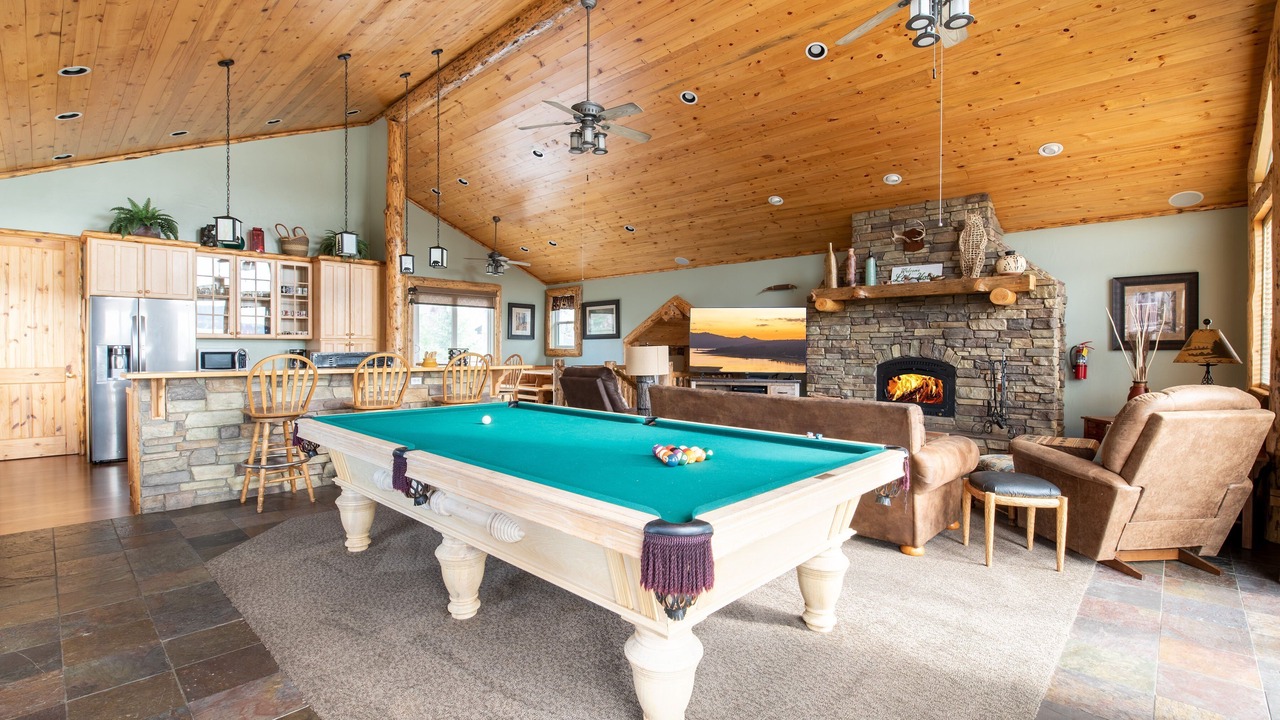 Photo of Bedroom in Castle Glen Estates