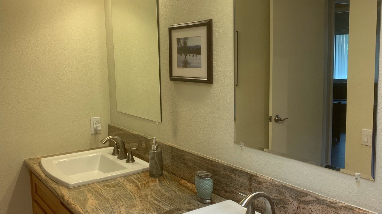 Photo of Bathroom in Baristo