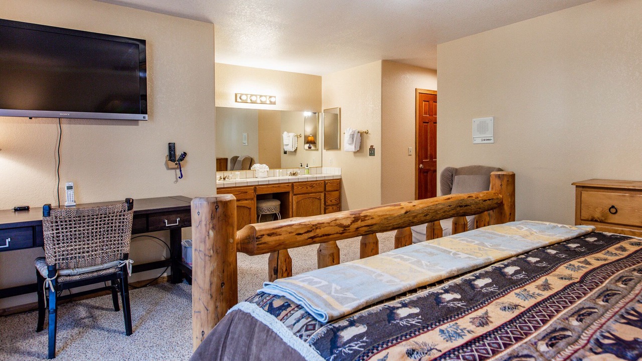 Photo of Bathroom in Upper Moonridge