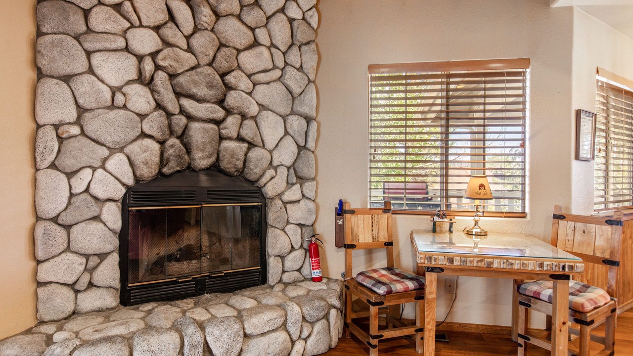 Photo of Livingroom in Upper Moonridge