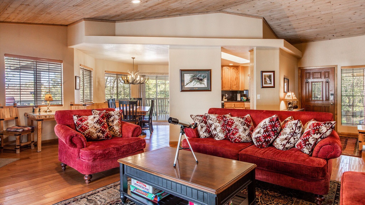 Photo of Bedroom in Upper Moonridge