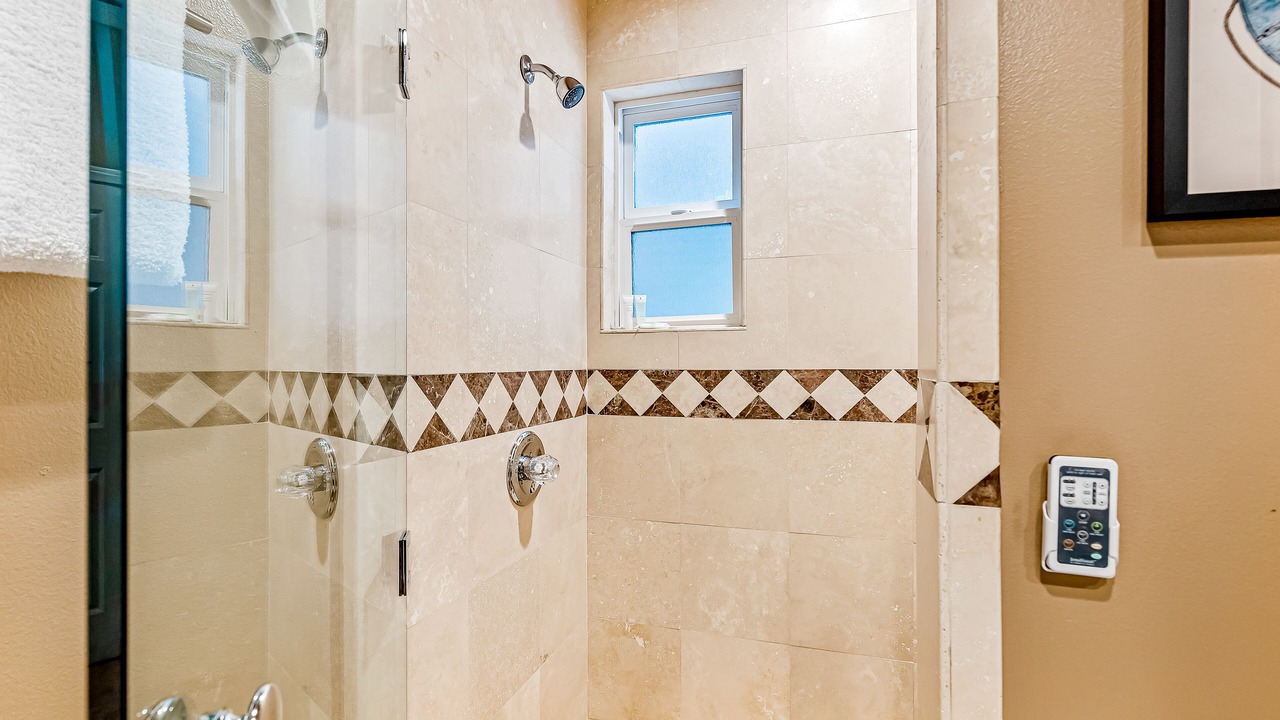 Photo of Bathroom in Naples