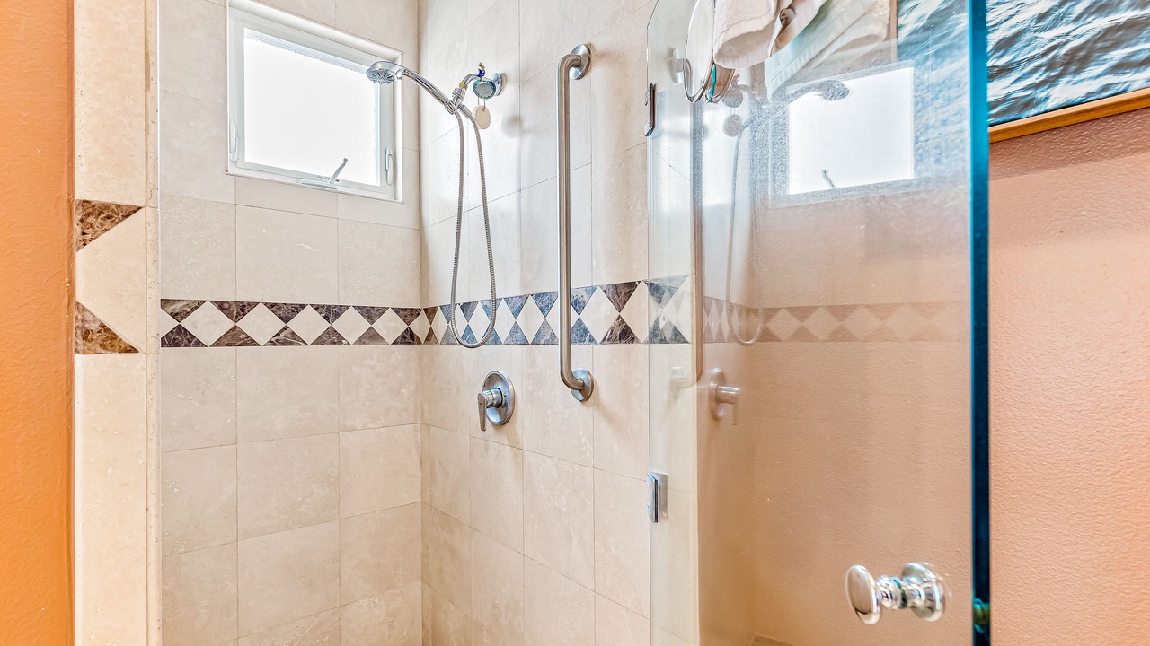 Photo of Bathroom in Naples