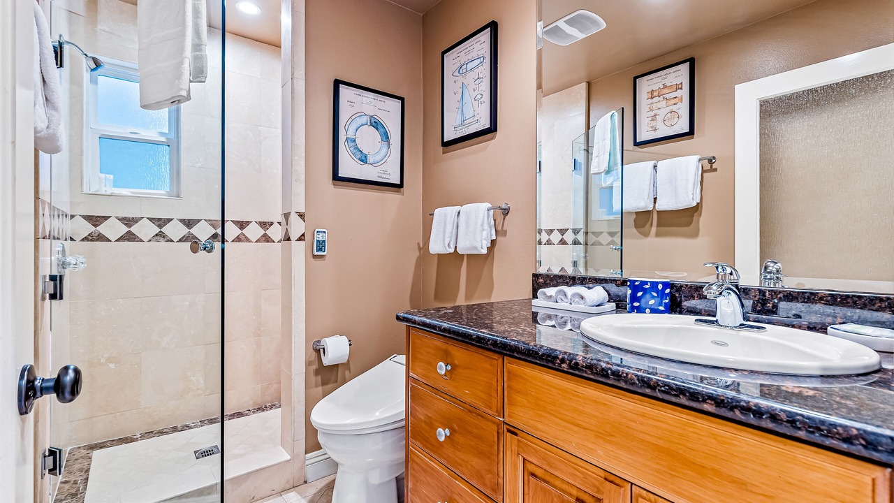 Photo of Bathroom in Naples