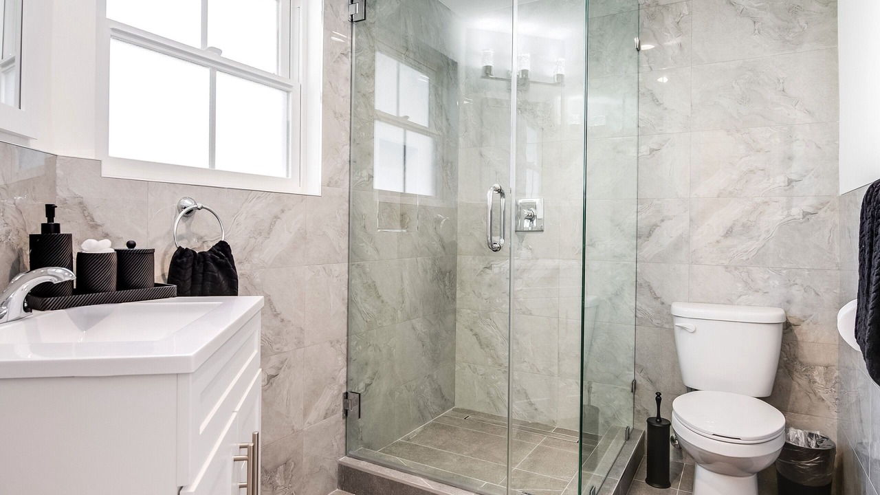 Photo of Bathroom in Northridge