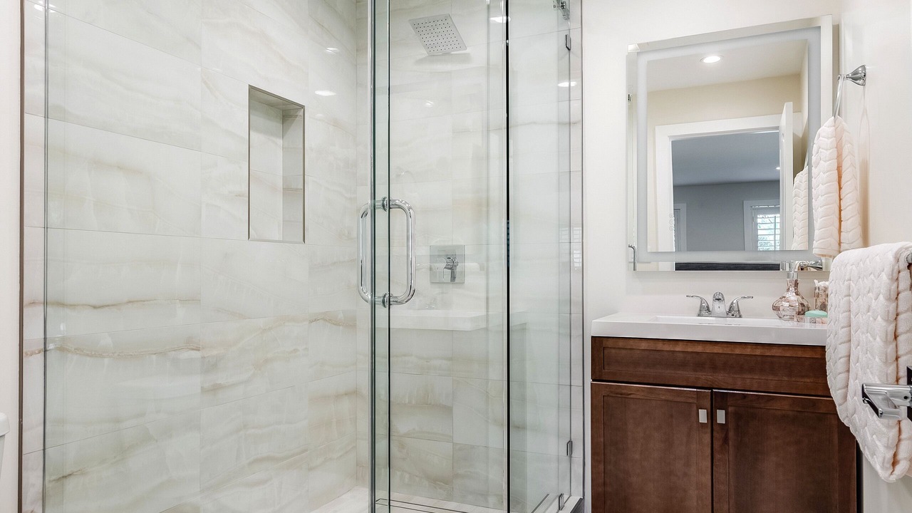 Photo of Bathroom in Northridge